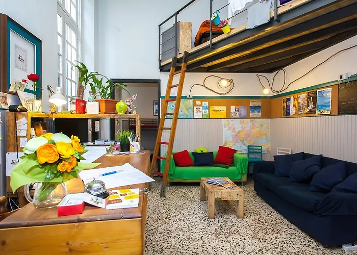 OStellin Genova Hostel